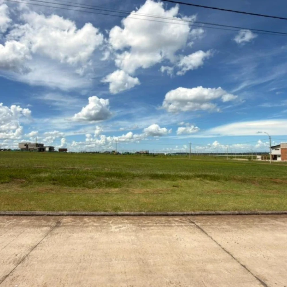 TERRENO EN COSTA DEL LAGO – PUERTO OESTE